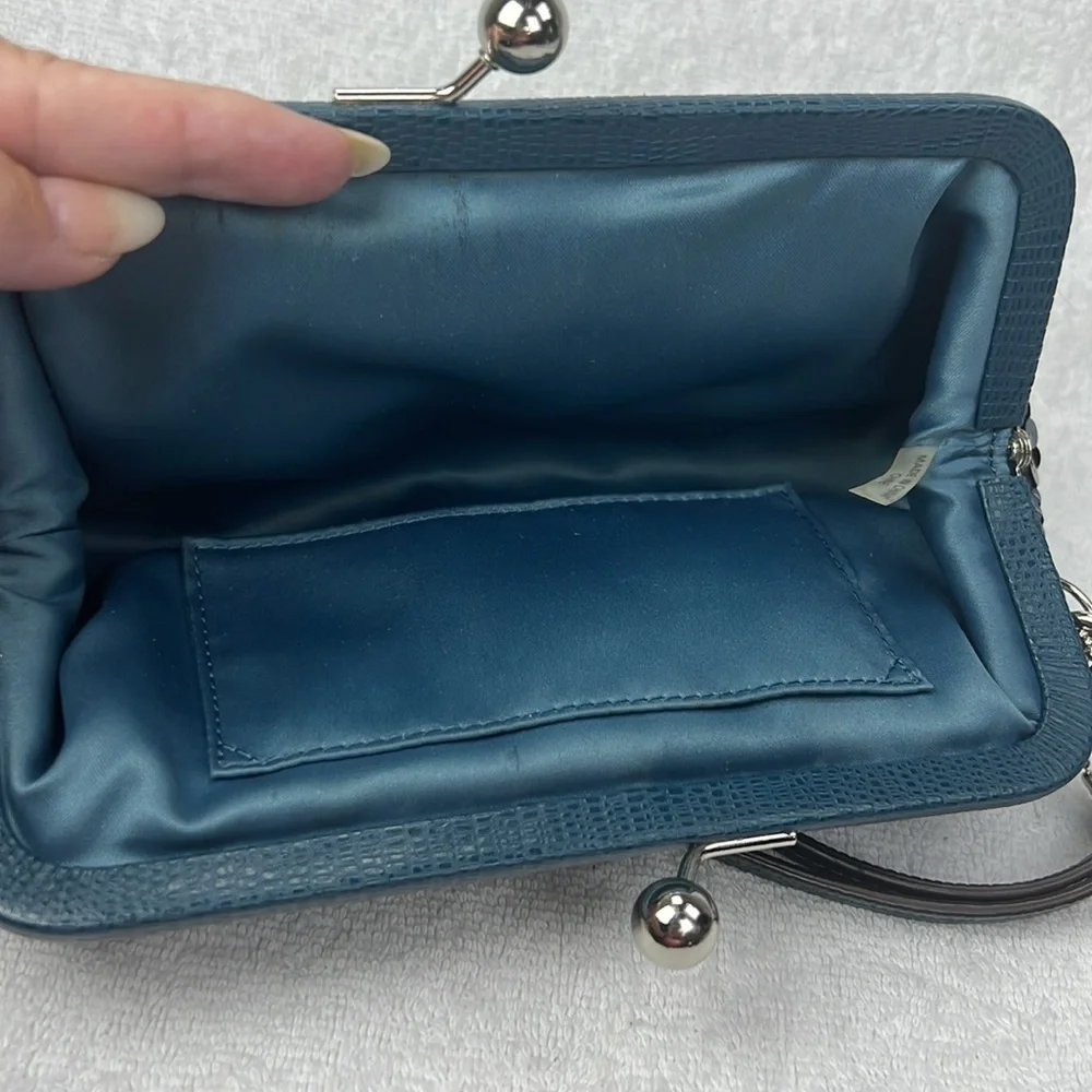 Coach Blue evening kiss lock Sequin Clutch. - Picture 6 of 8